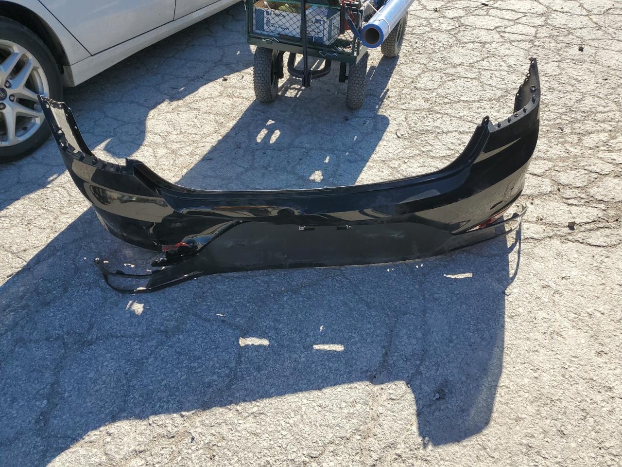 2020 Hyundai Elantra - Image 12