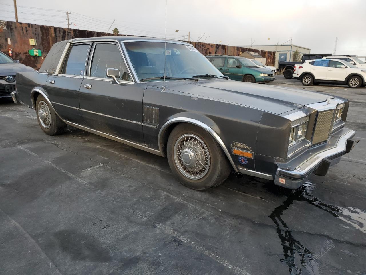 1987 Chrysler Fifth Avenue - Image 4