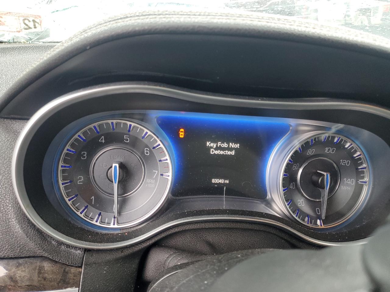 2016 Chrysler 300 - Image 9