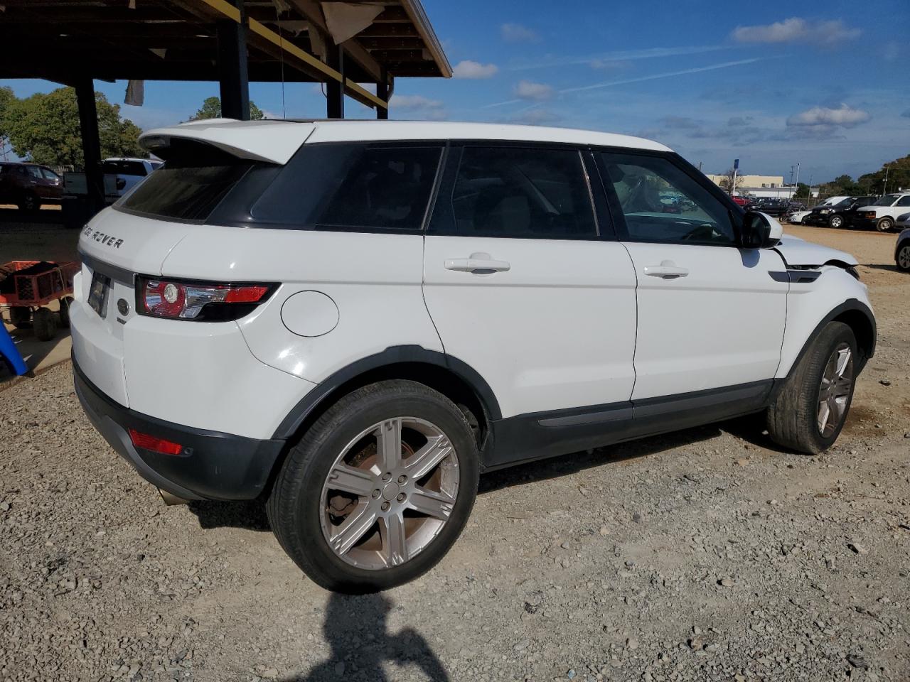 2014 Land Rover Range Rover - Image 3