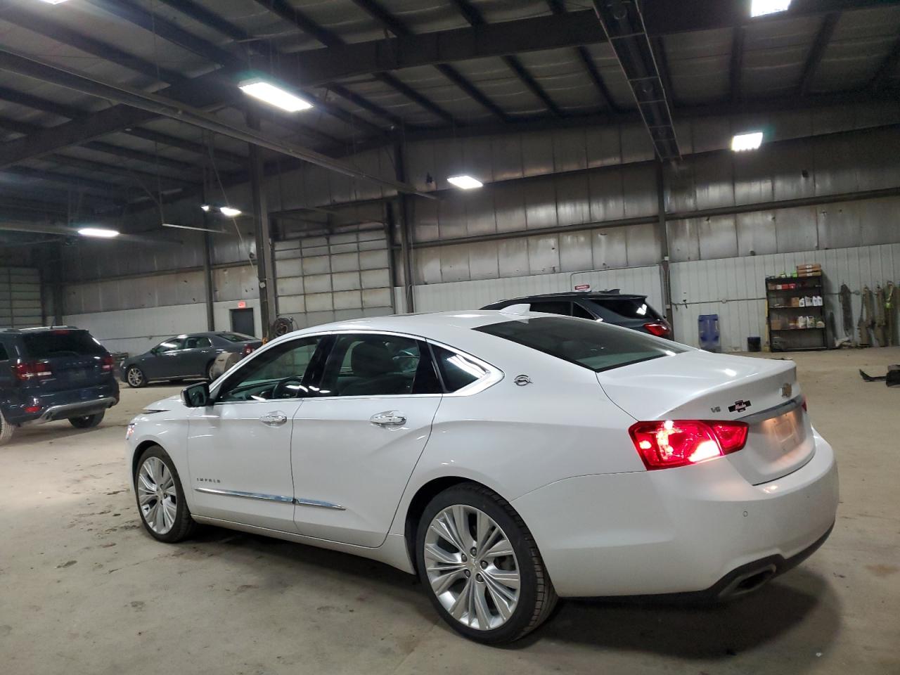 2018 Chevrolet Impala - Image 2