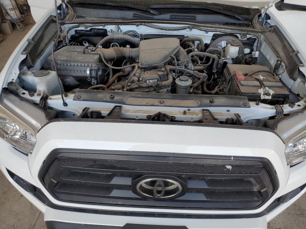 2022 Toyota Tacoma - Image 11
