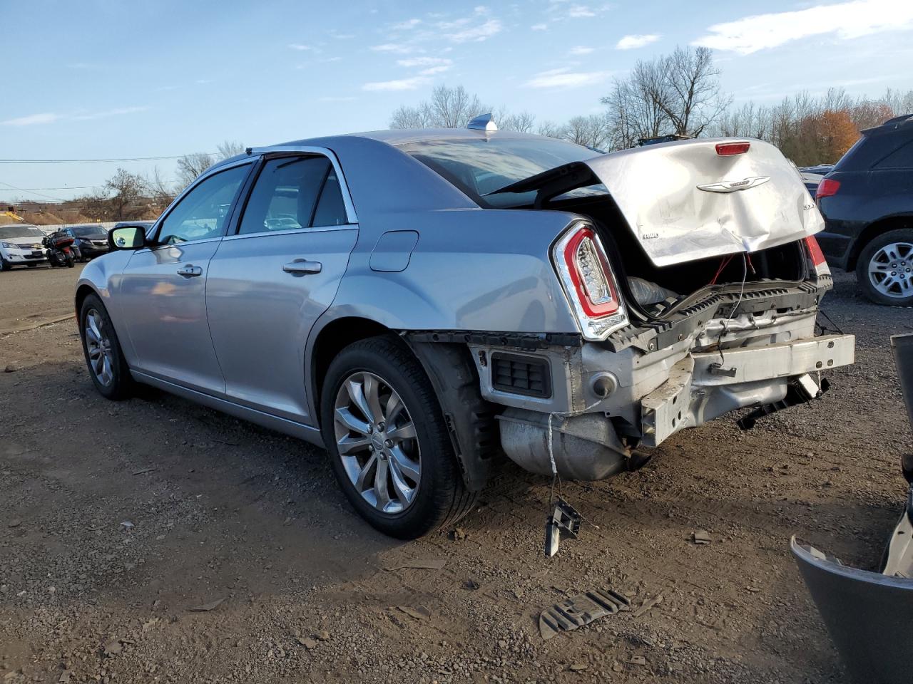 VIN 2C3CCARG0GH176499 2016 CHRYSLER 300 no.2