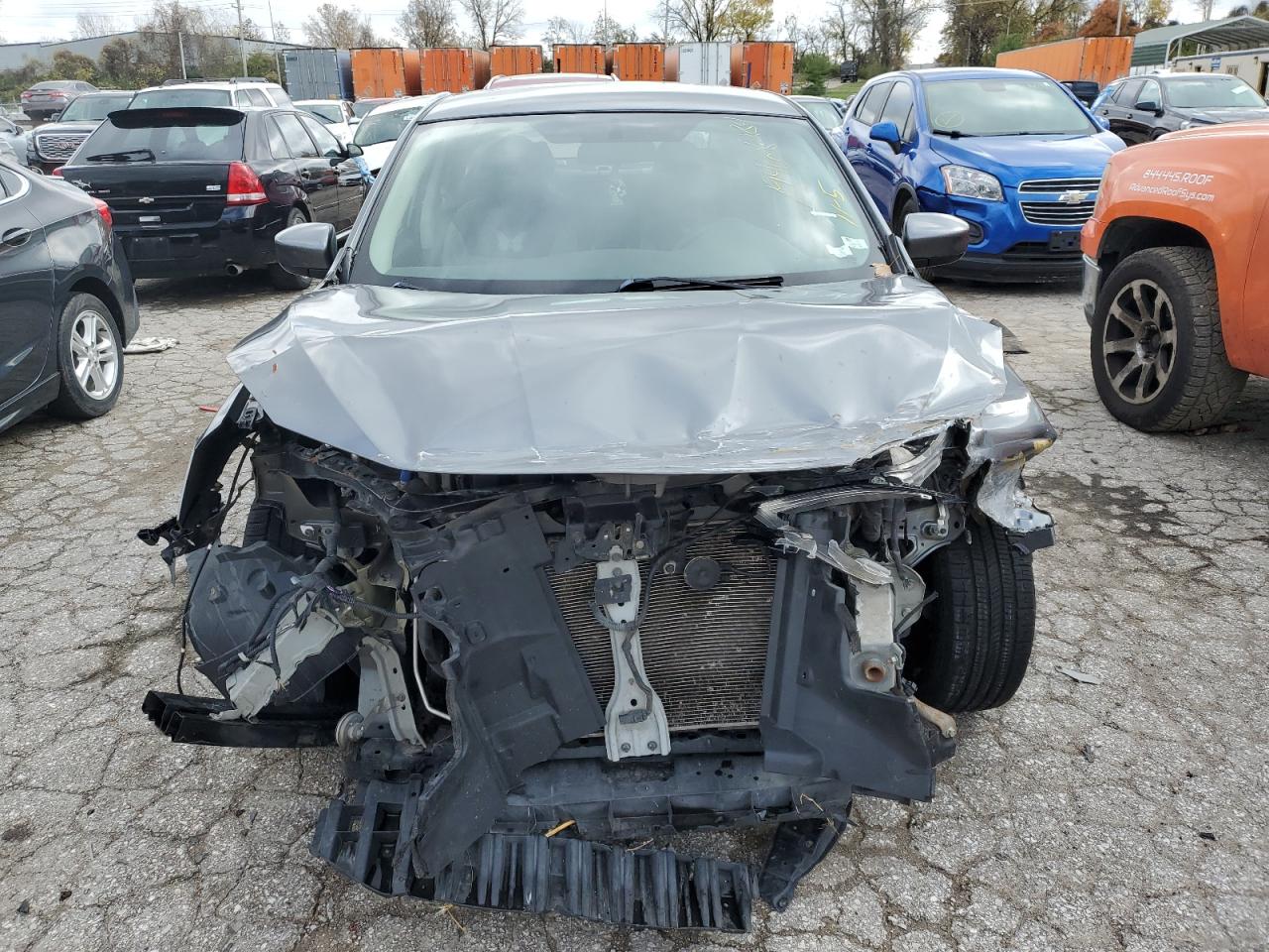 2017 Nissan Sentra - Image 5