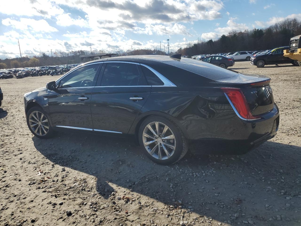 2019 Cadillac XTS - Image 2