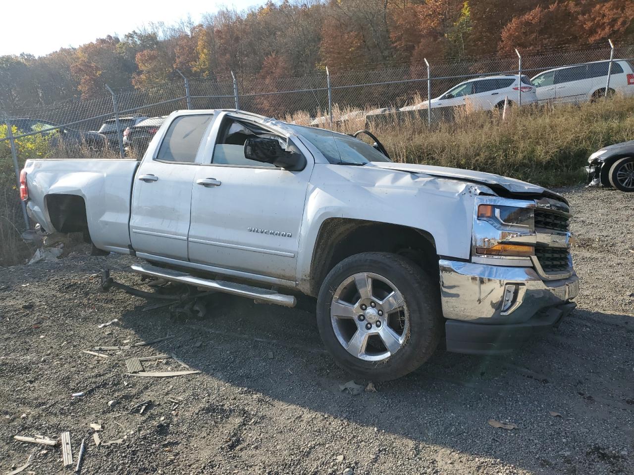 2017 Chevrolet Silverado K1500 Lt VIN: 1GCVKREC6HZ155375 Lot: 79626644