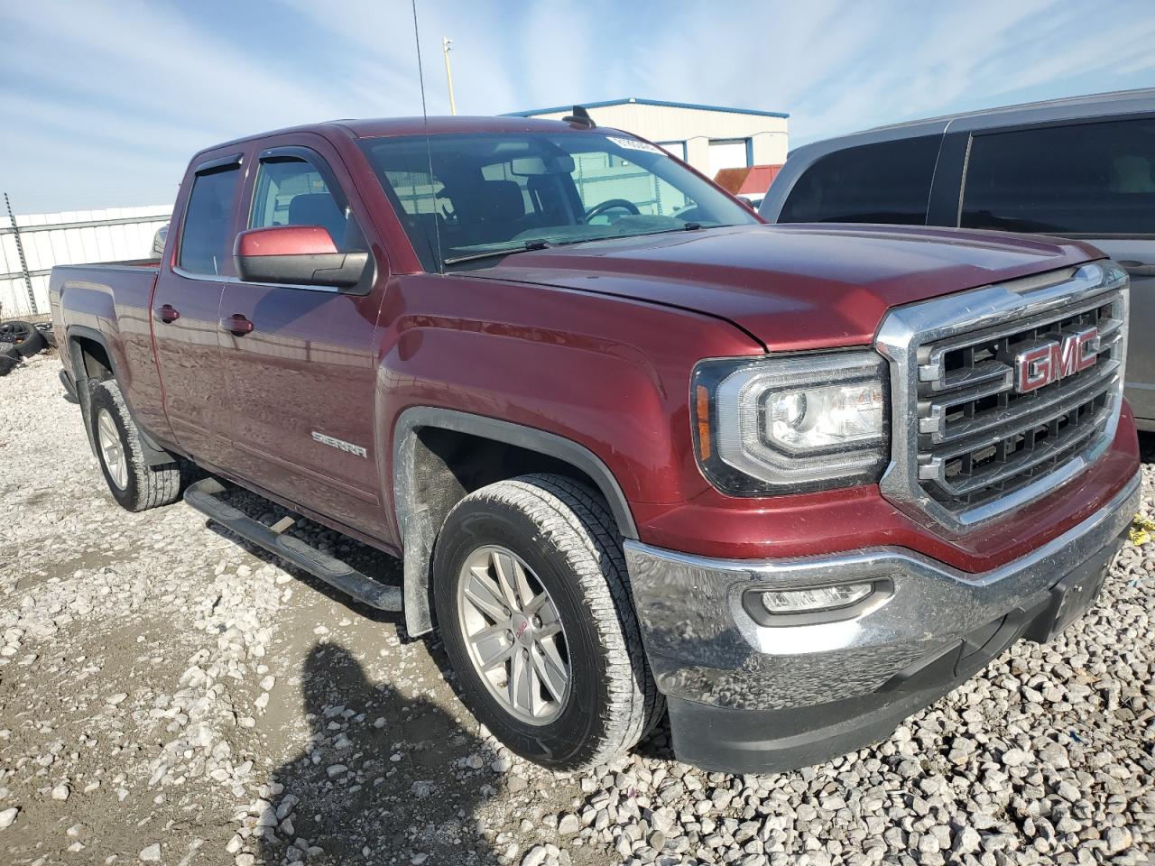 2017 GMC Sierra - Image 4