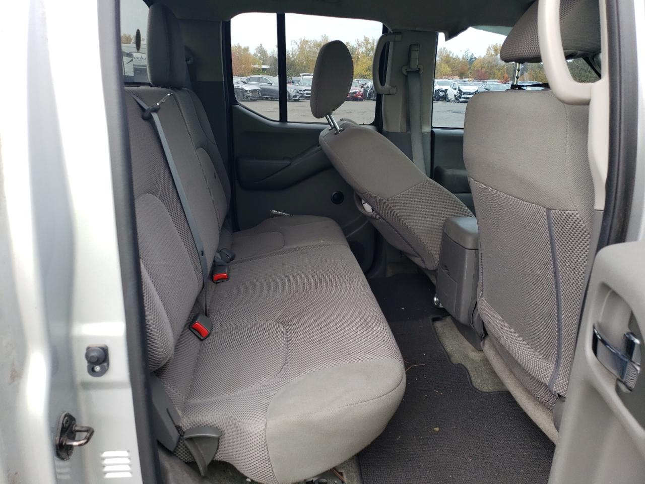 2016 Nissan Navara (Frontier) - Image 10