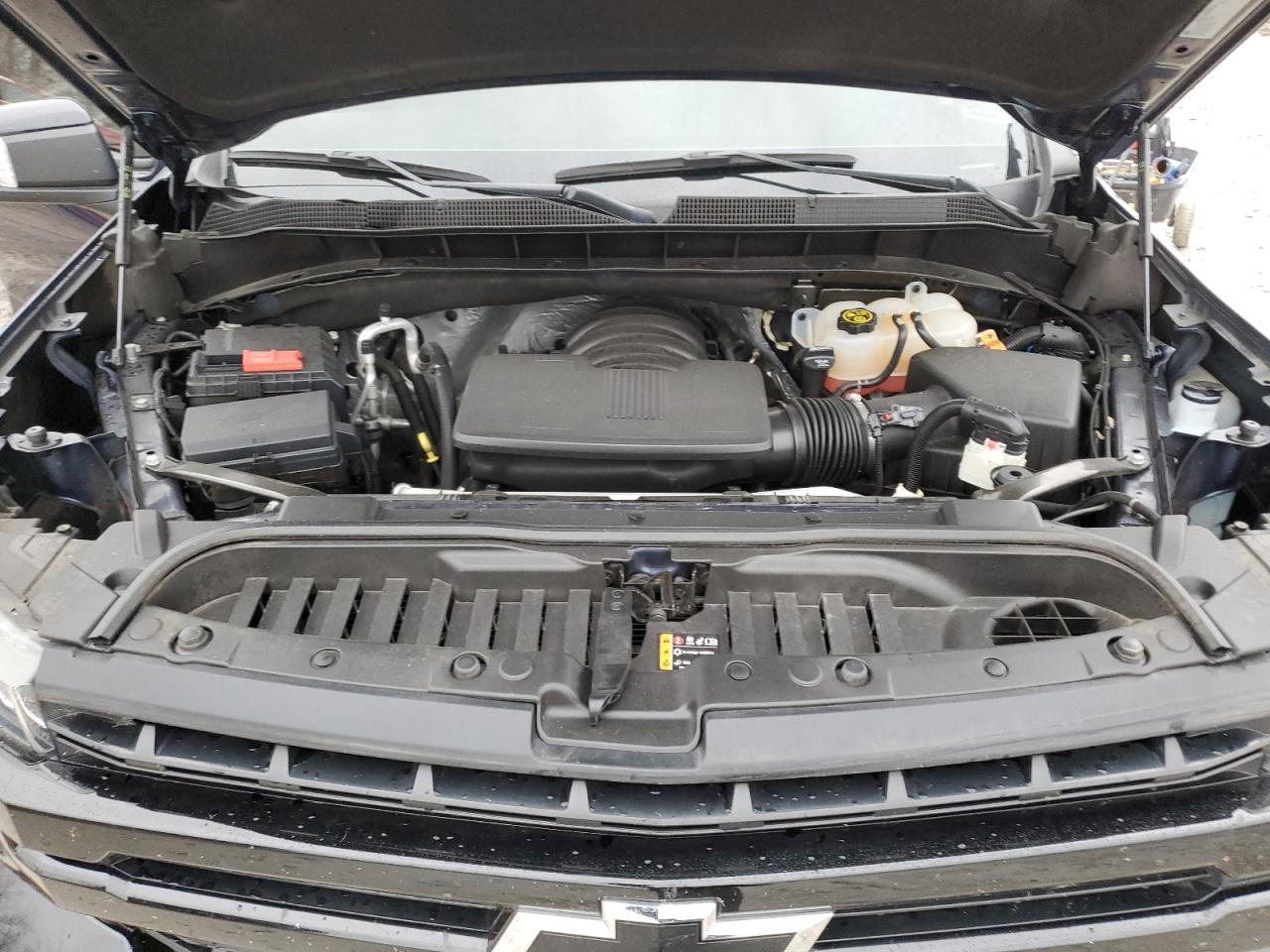 2022 Chevrolet Silverado - Image 12