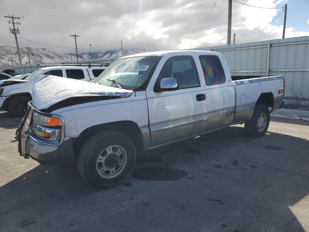 1999 GMC Sierra - Image 1