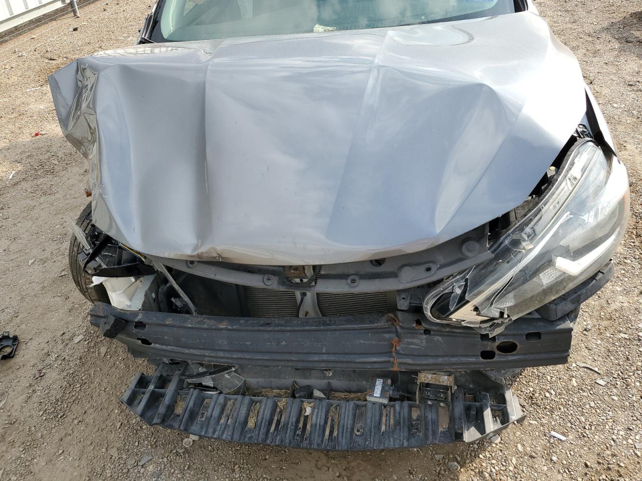 2019 Nissan Sentra - Image 11