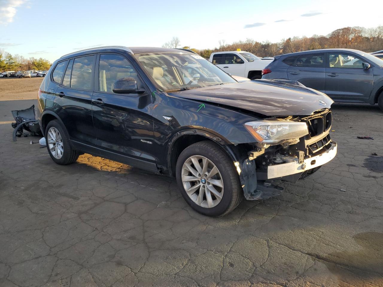 VIN 5UXWX9C3XH0W77289 2017 BMW X3 no.4