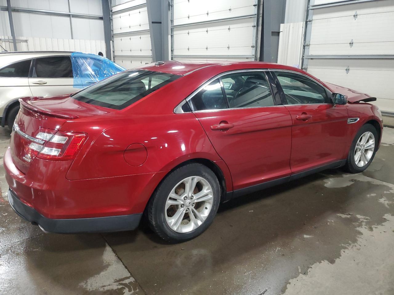 2013 Ford Taurus - Image 3