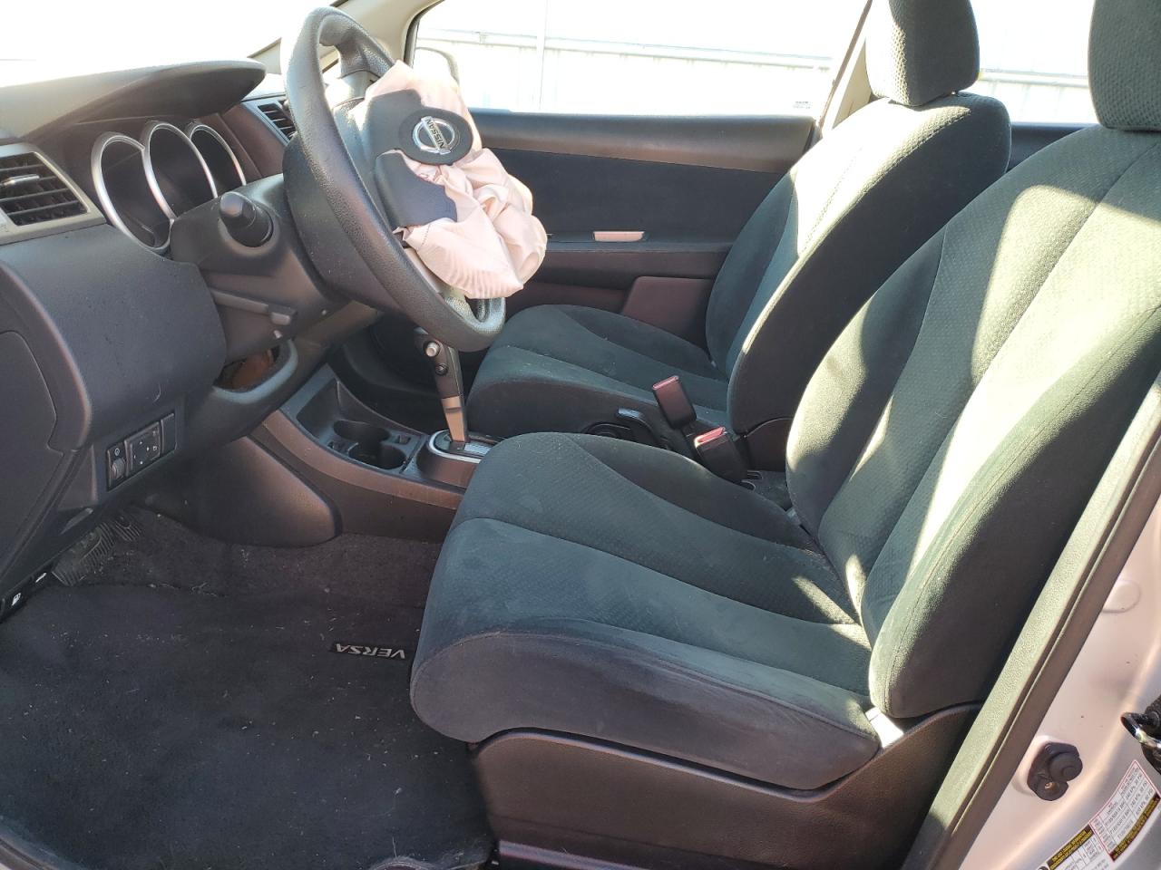 2011 Nissan Versa - Image 7