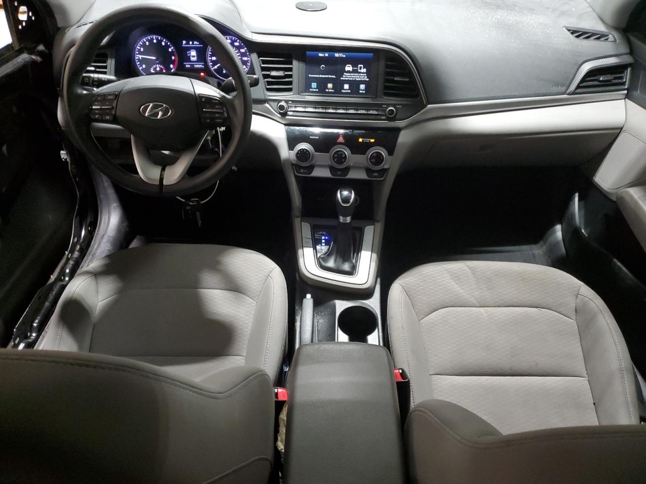 2019 Hyundai Elantra - Image 8