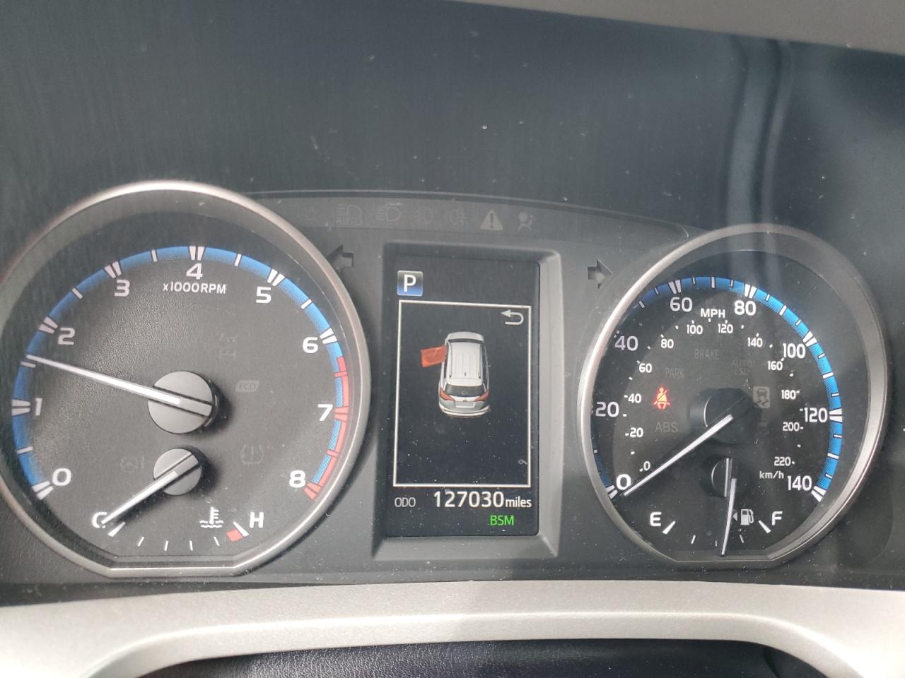 2018 Toyota RAV 4 - Image 9