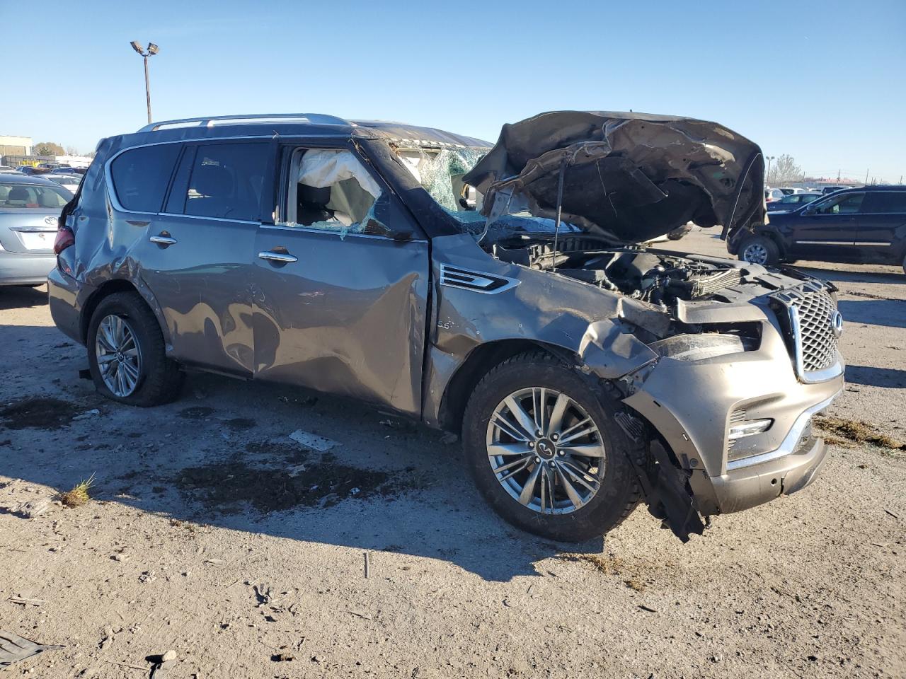 2019 Infiniti QX80 - Image 4