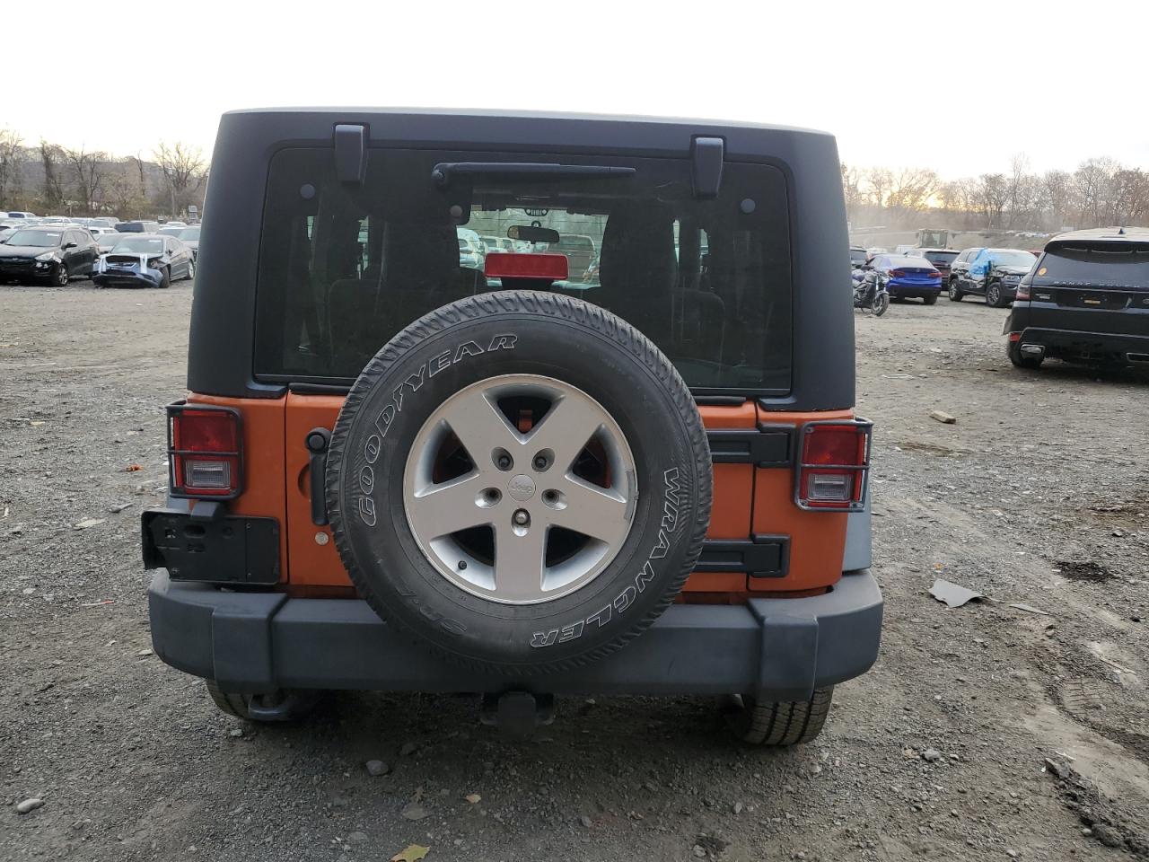 2011 Jeep Wrangler Sport VIN: 1J4AA2D15BL570023 Lot: 80189654