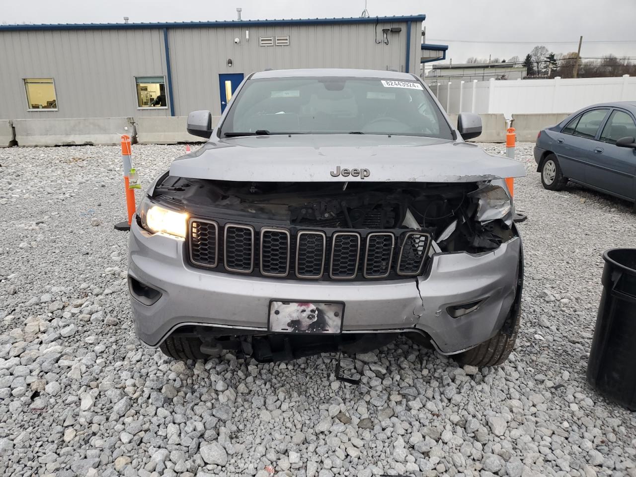 2016 Jeep Grand Cherokee - Image 5