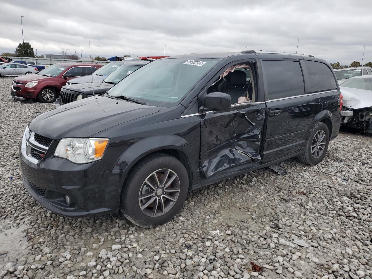 2017 Dodge Caravan - Image 1