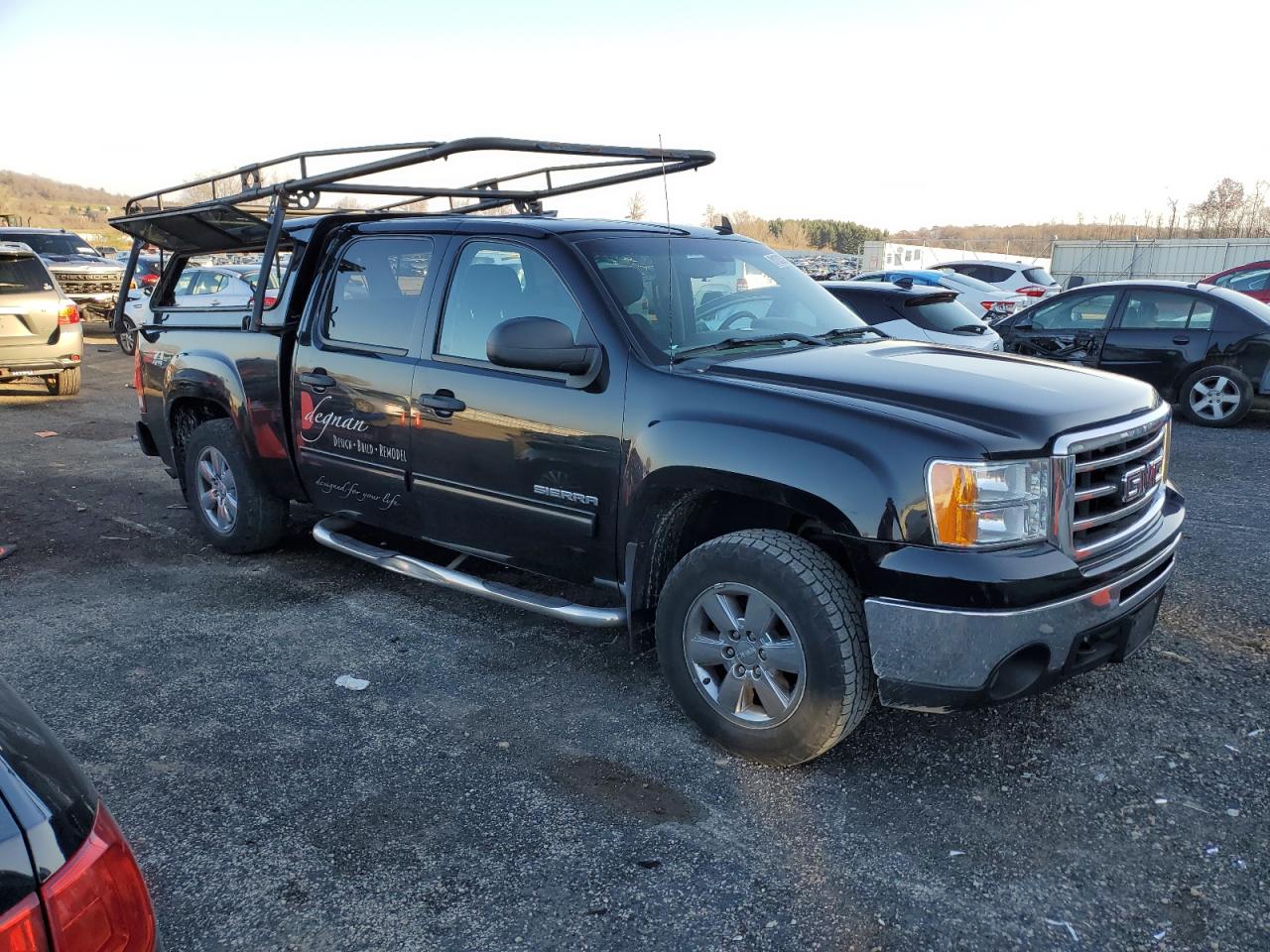 2013 GMC Sierra - Image 4