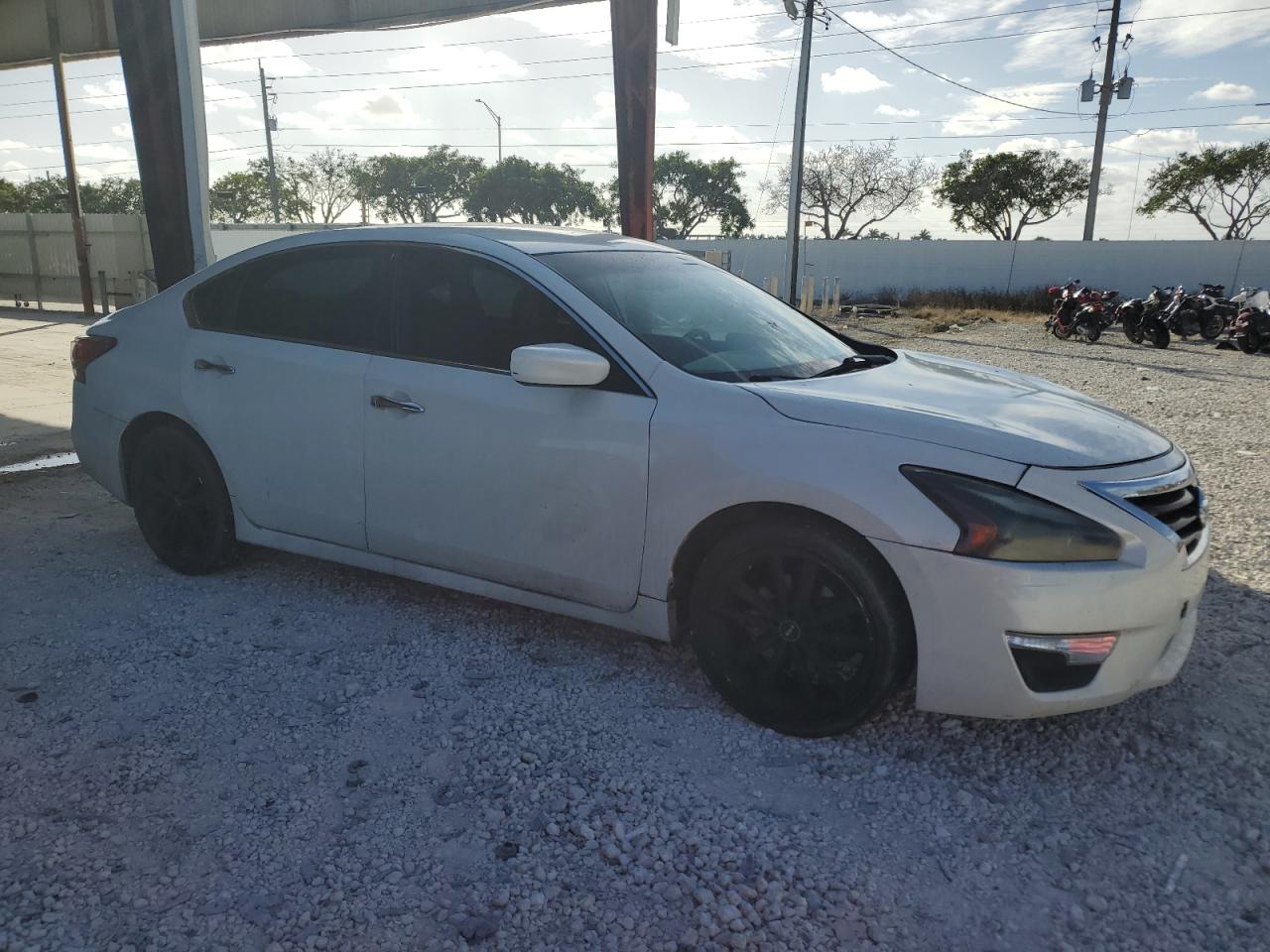 2013 Nissan Altima - Image 4