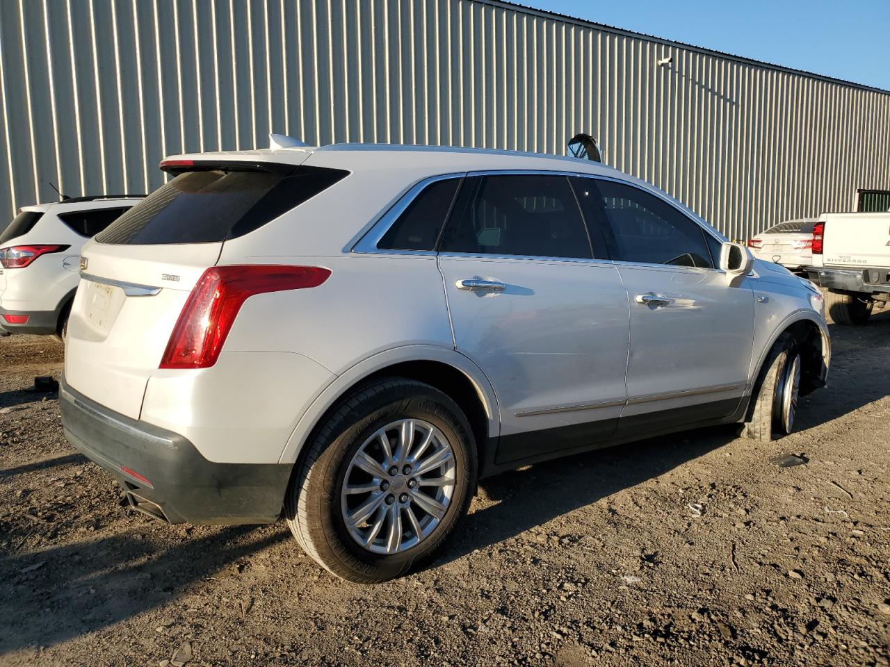 VIN 1GYKNARS0KZ189309 2019 CADILLAC XT5 no.3