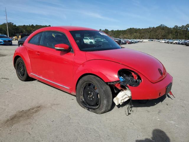  VOLKSWAGEN BEETLE 2012 Червоний