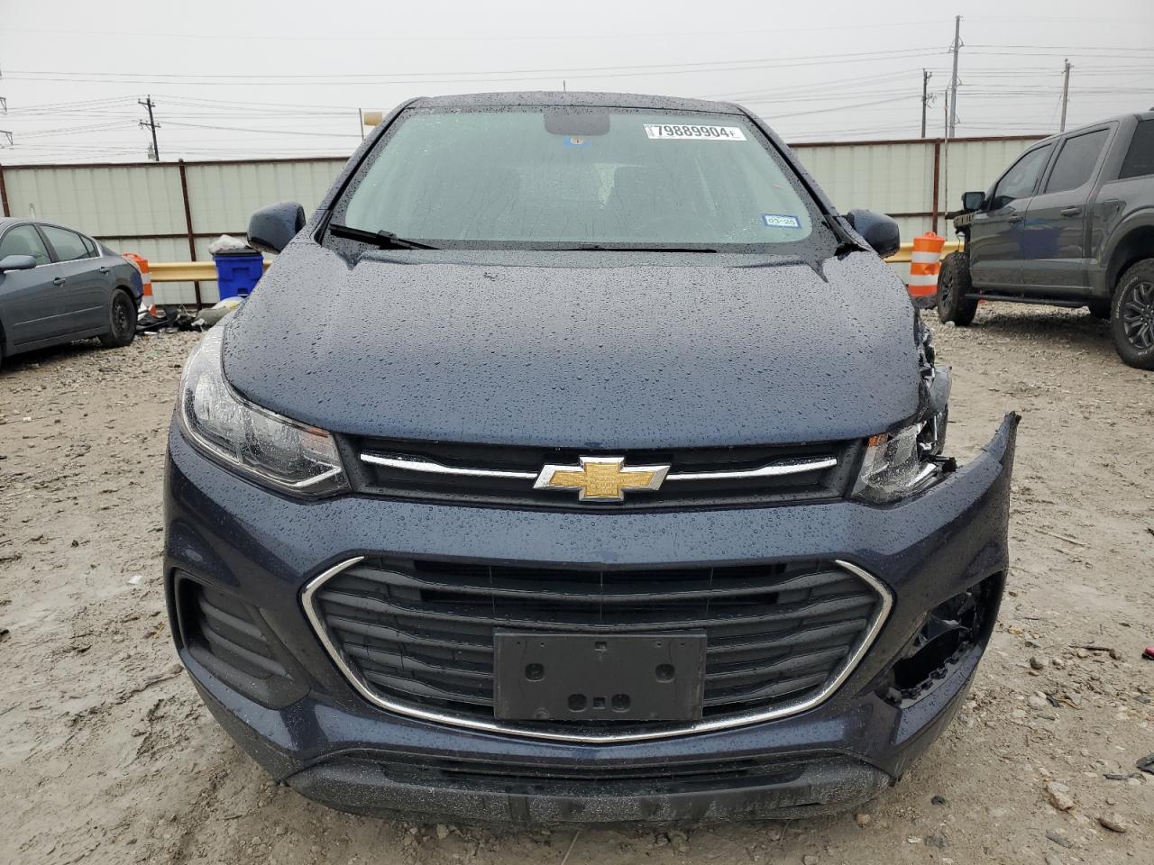 VIN 3GNCJKSB9JL305299 2018 CHEVROLET TRAX no.5