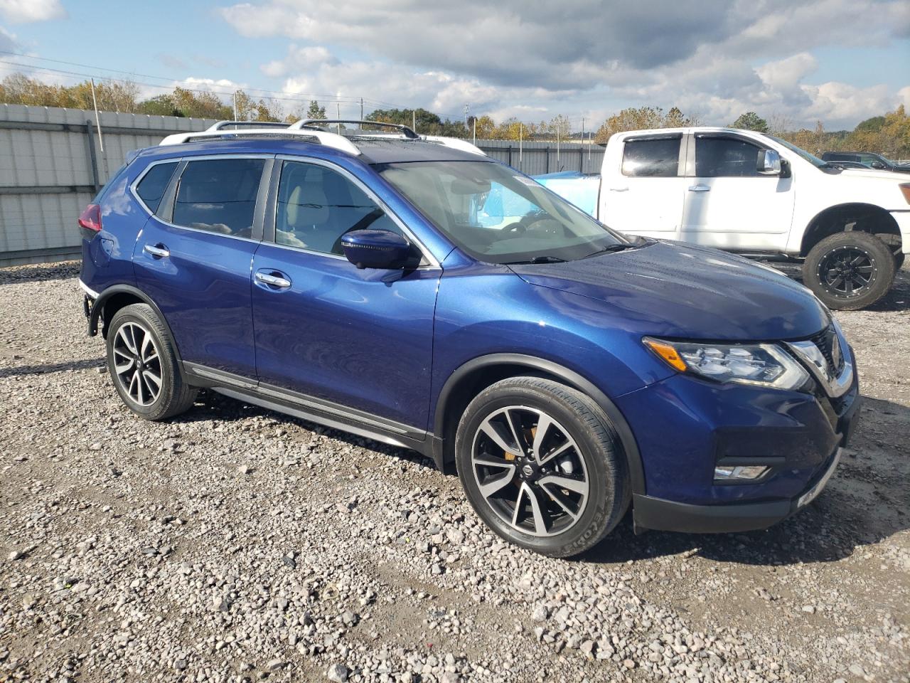 2019 Nissan Rogue - Image 4