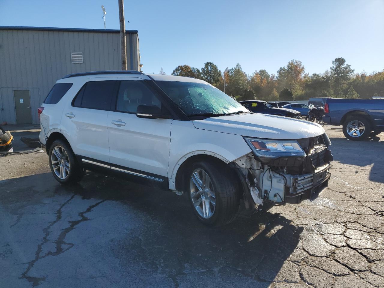 2016 Ford Explorer - Image 4