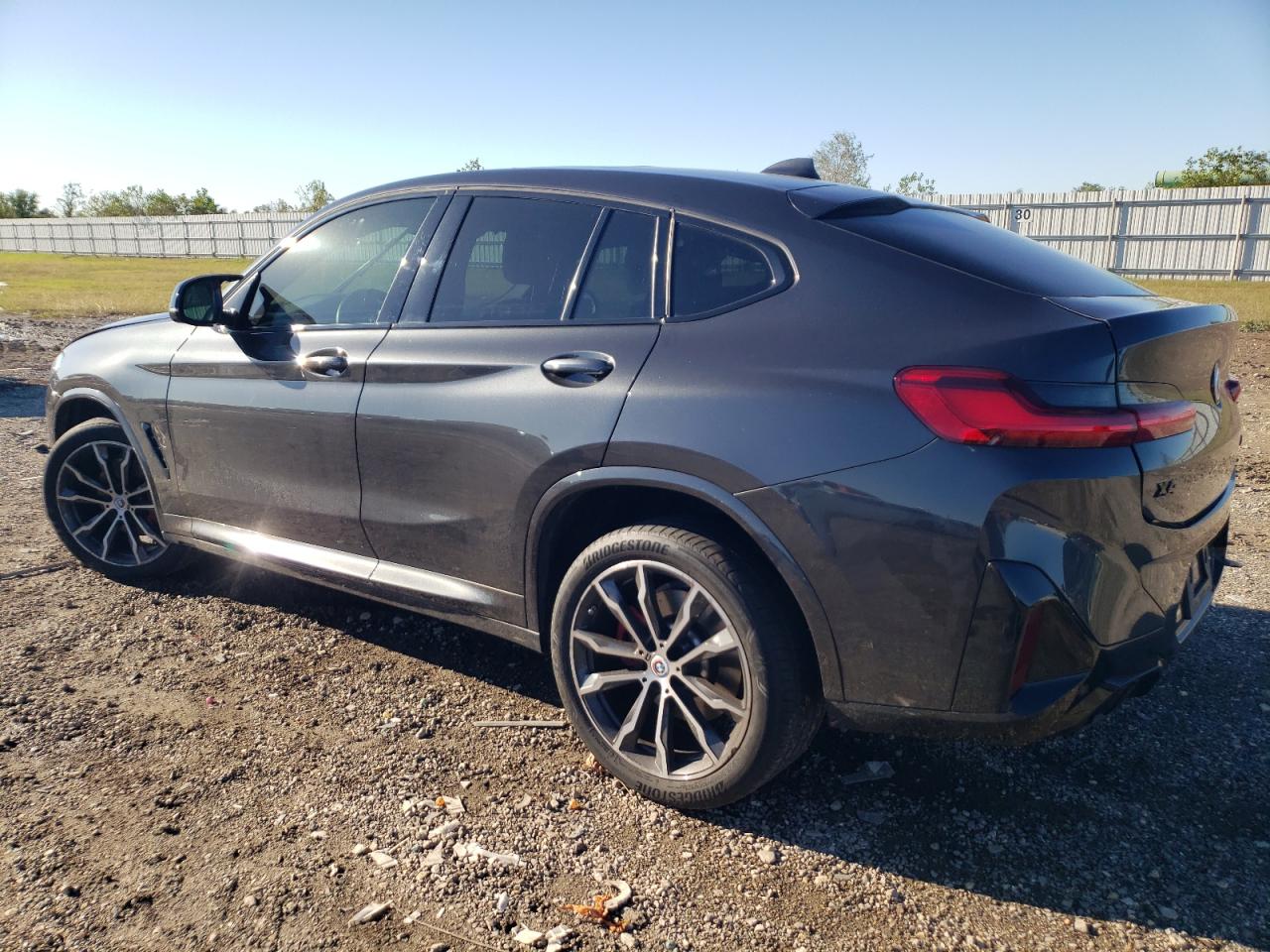 VIN 5UX43DT01P9N51344 2023 BMW X4 no.2