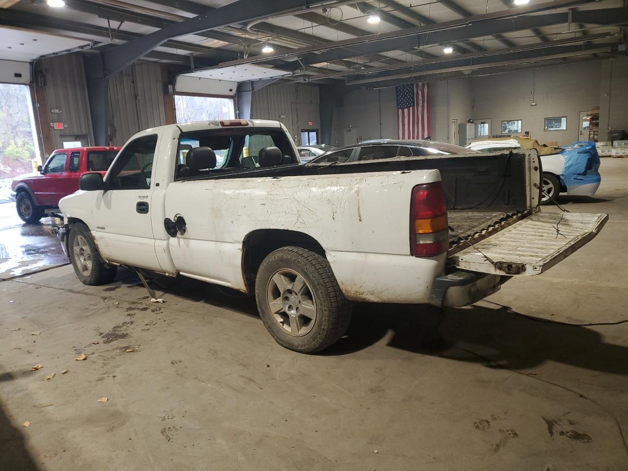 2002 Chevrolet Silverado - Image 2
