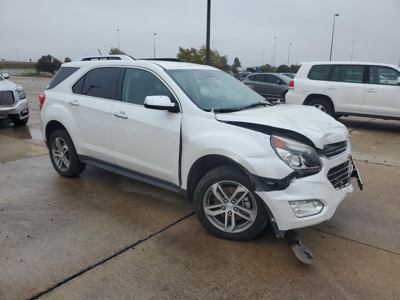 2016 Chevrolet Equinox - Image 4