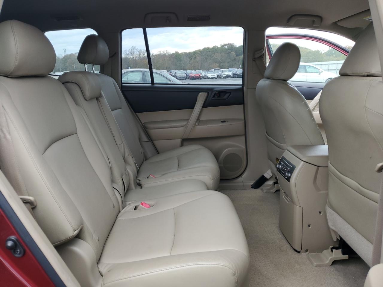 2009 Toyota Highlander - Image 12