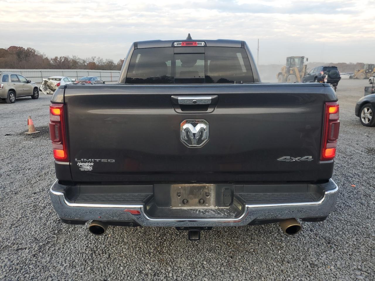 2019 RAM 1500 - Image 6