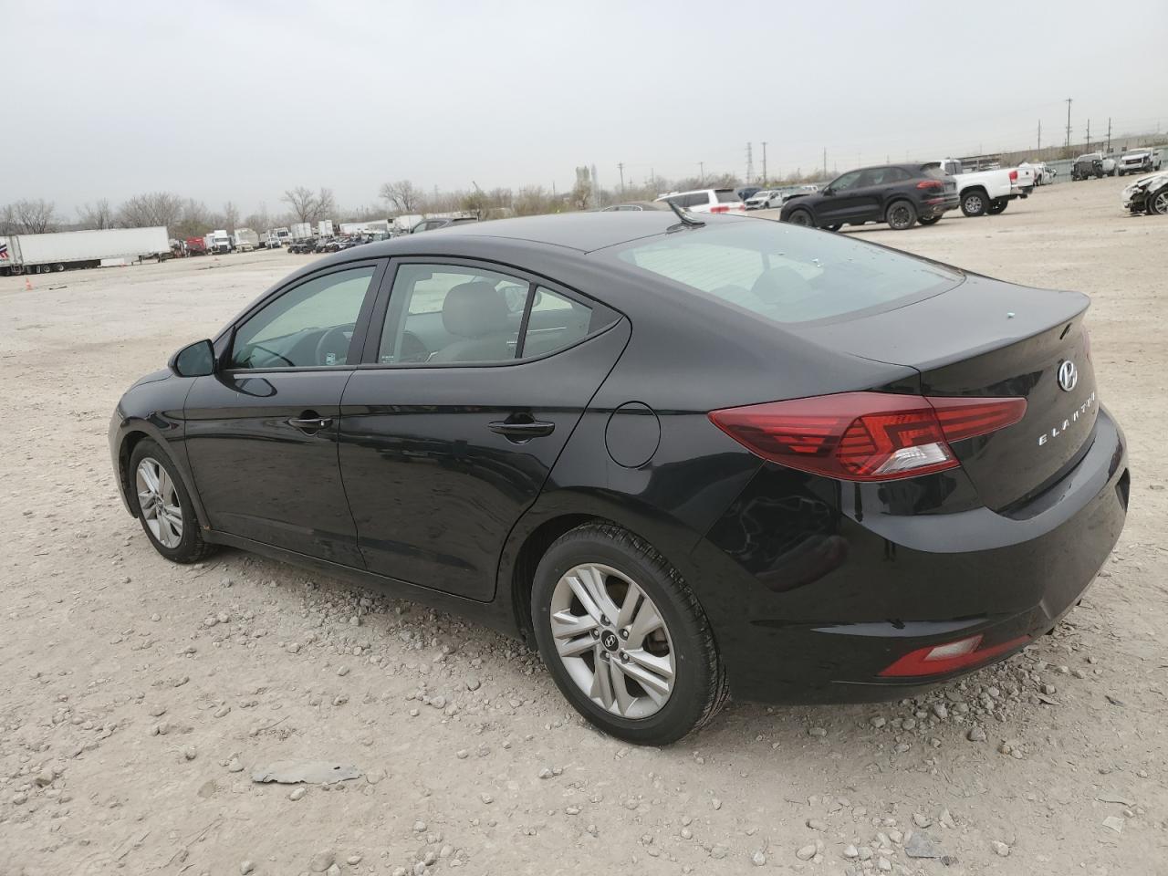 2020 Hyundai Elantra - Image 2