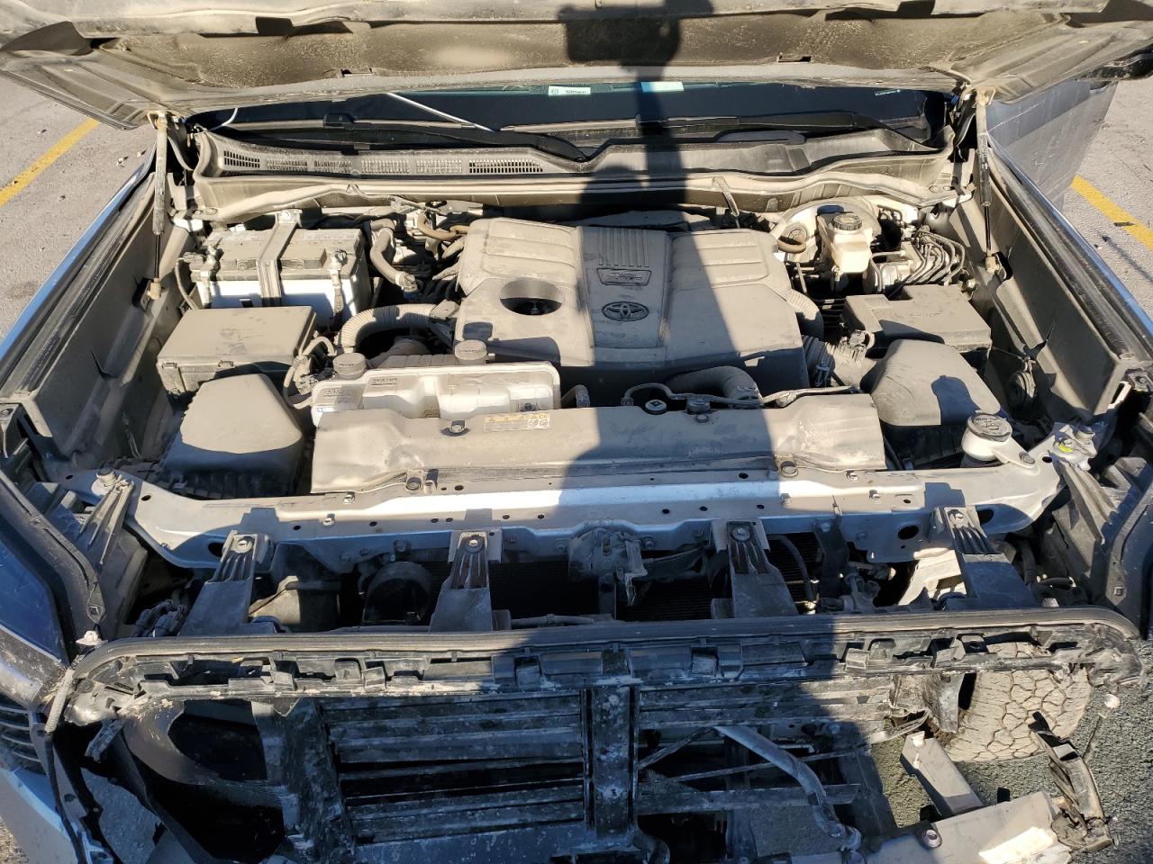 2022 Toyota Tundra - Image 11