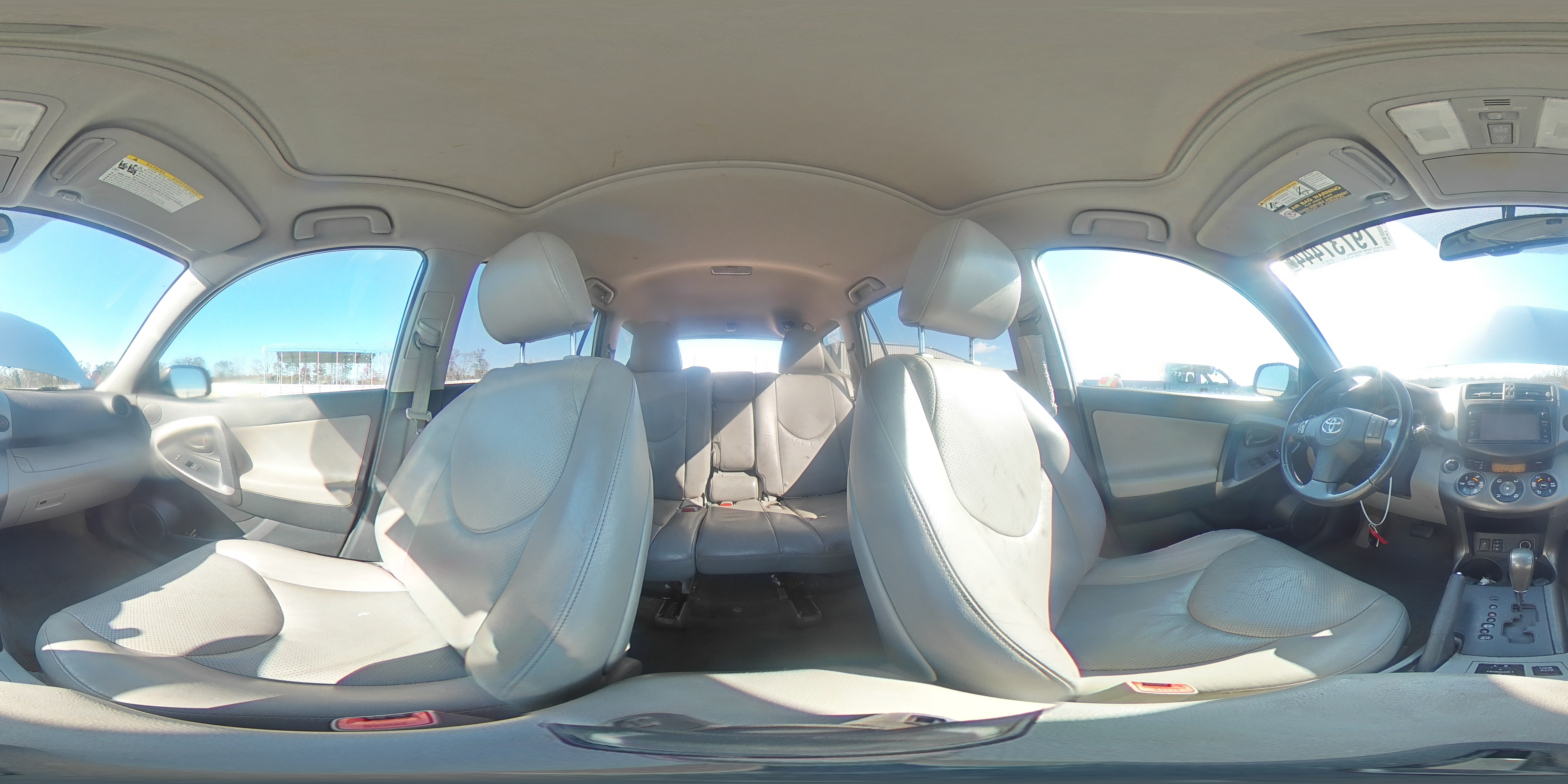 2012 Toyota RAV 4 - Image 14
