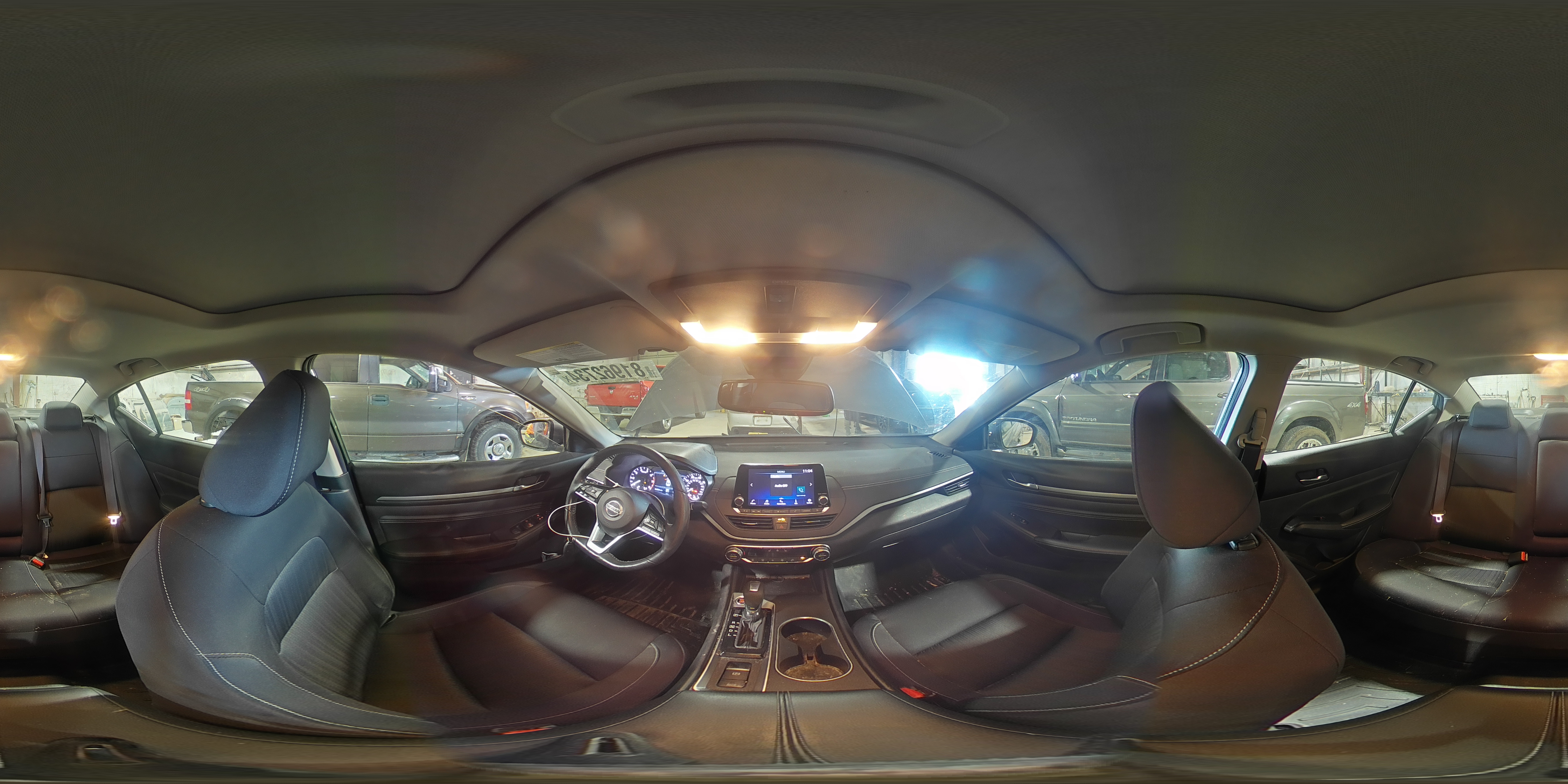 2019 Nissan Altima - Image 13