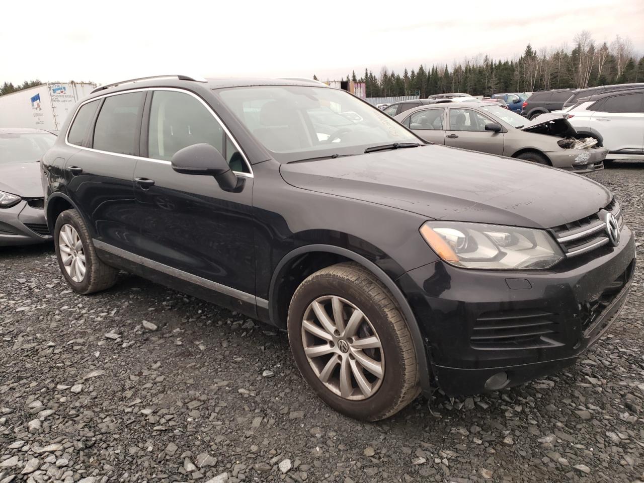2014 Volkswagen Touareg - Image 4