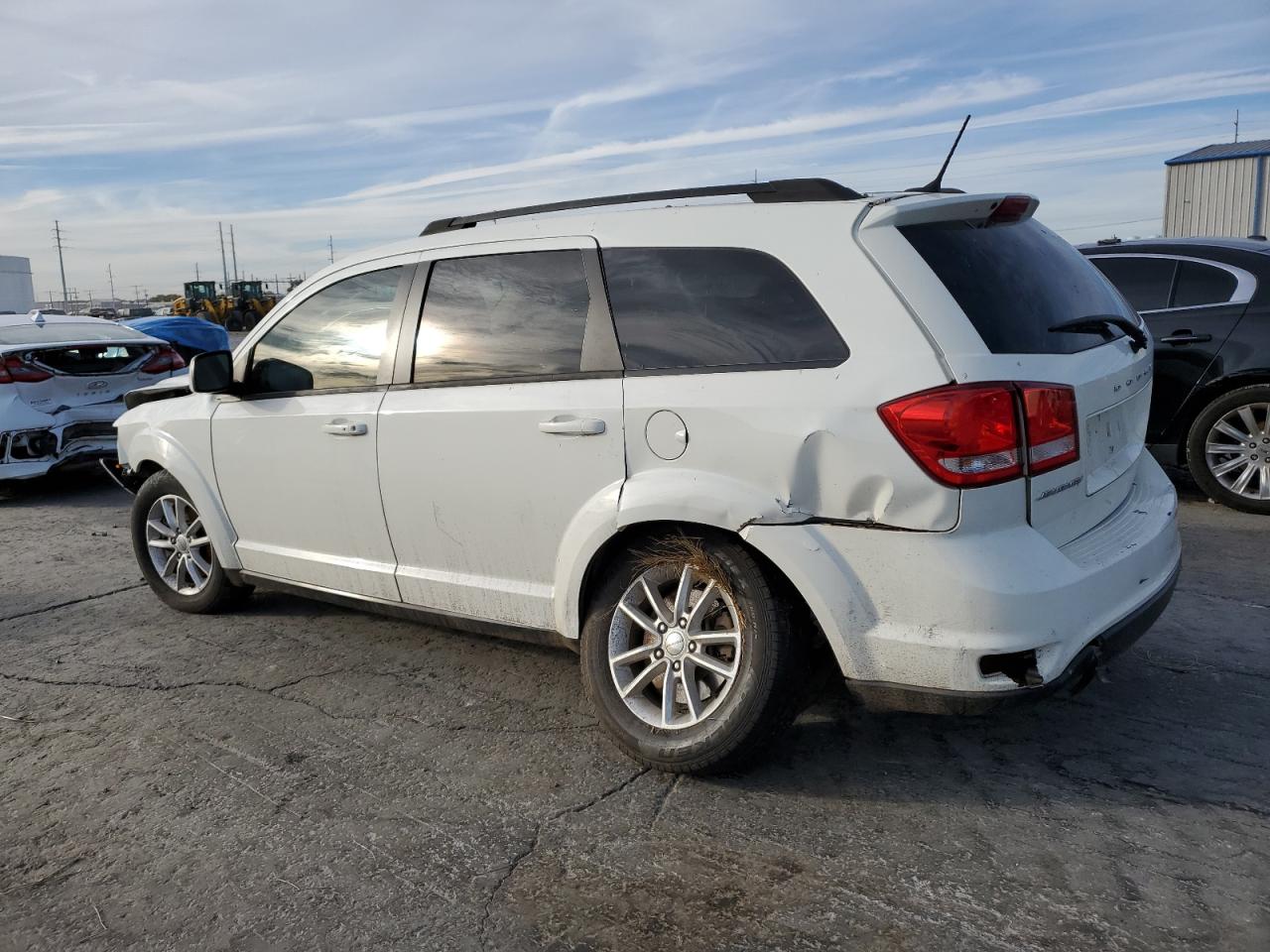 VIN 3C4PDCBG1FT556599 2015 DODGE JOURNEY no.2