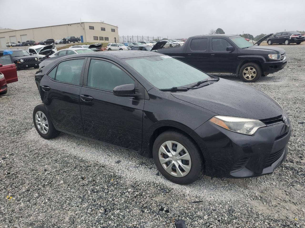 VIN 5YFBURHE5FP338350 2015 TOYOTA COROLLA no.4