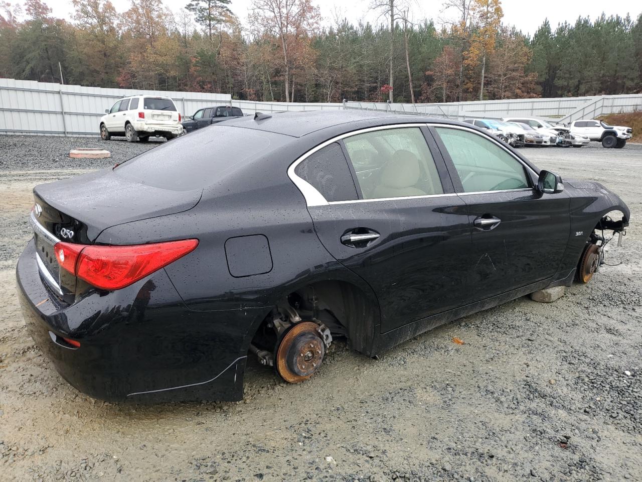 2016 Infiniti Q50 - Image 3