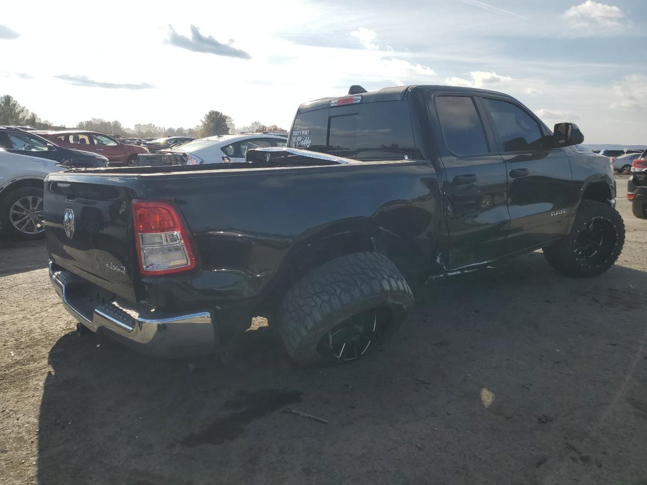 2019 RAM 1500 - Image 3