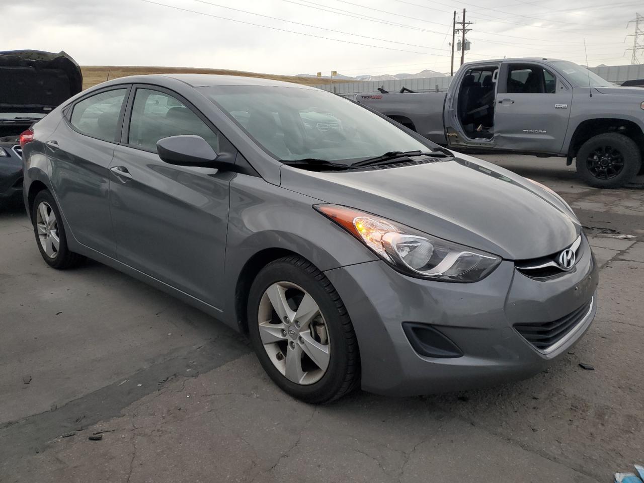 VIN 5NPDH4AE8DH247643 2013 HYUNDAI ELANTRA no.4