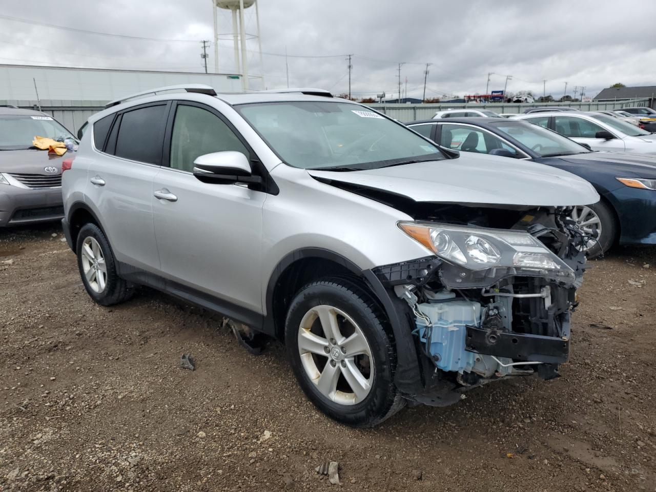 VIN JTMRFREV0D5000460 2013 TOYOTA RAV4 no.4