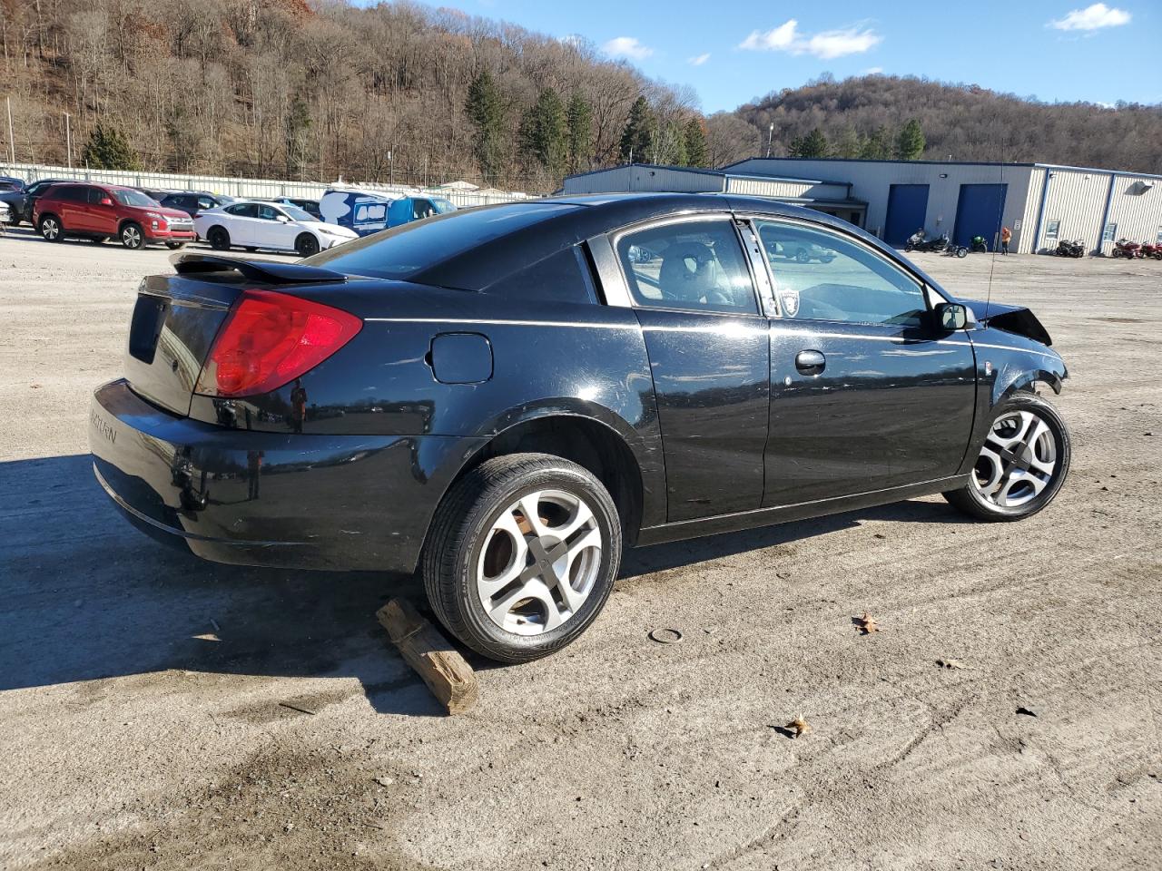 2004 Saturn ION - Image 3