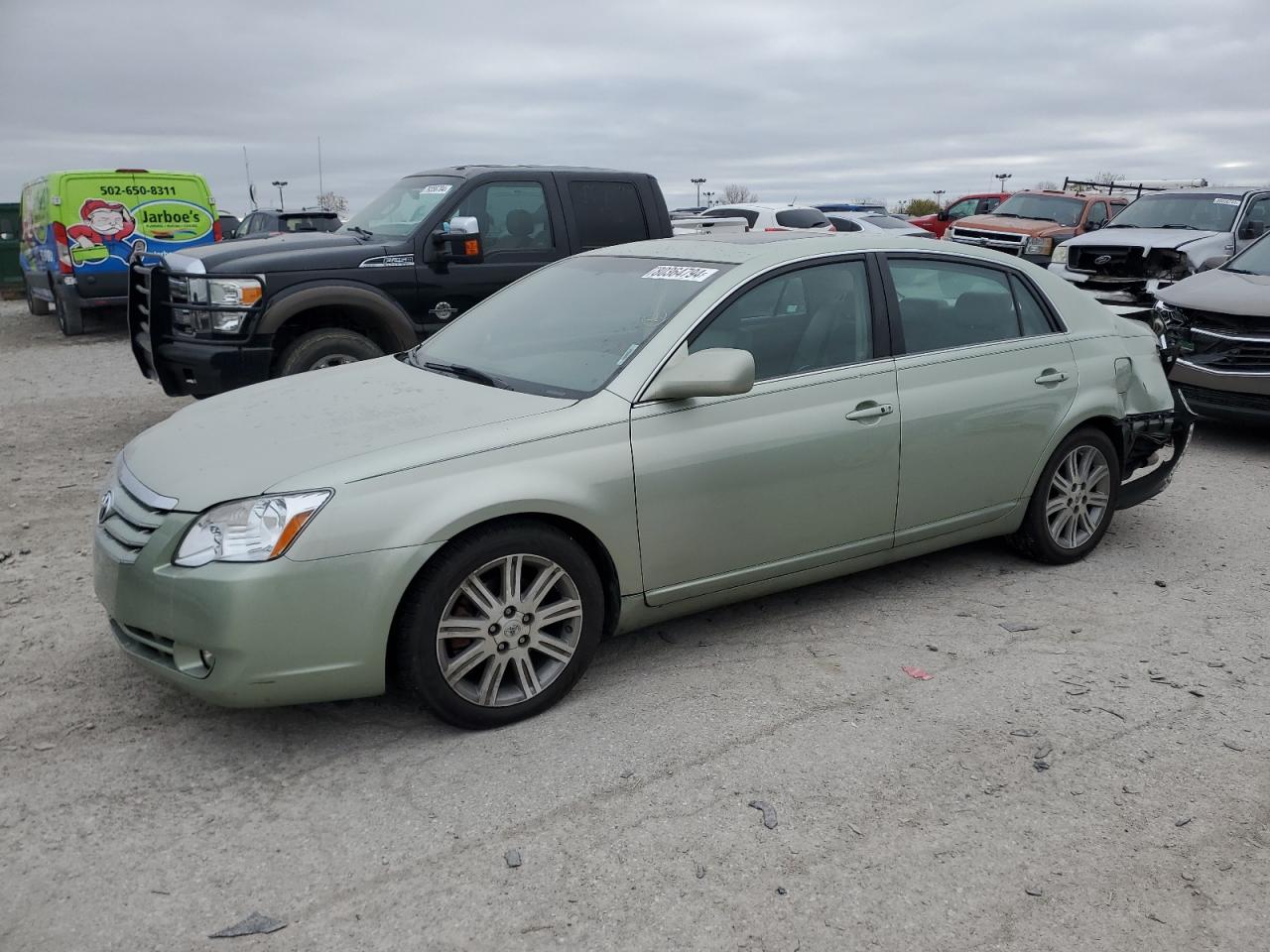2007 Toyota Avalon - Image 1