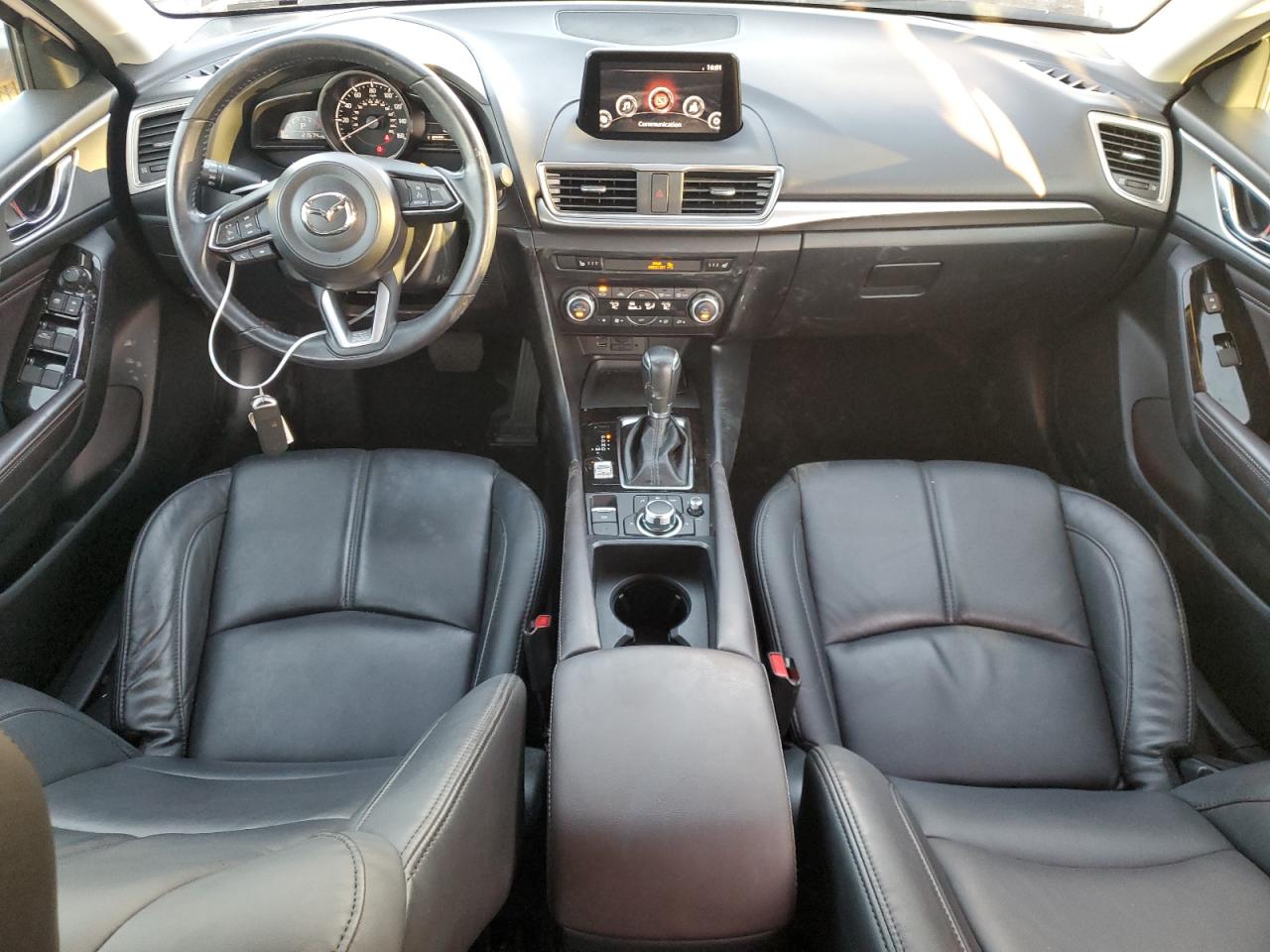 2018 Mazda 3 - Image 8